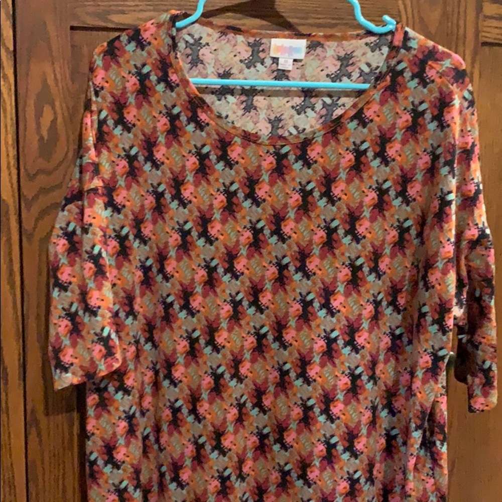 LuLaRoe tunic